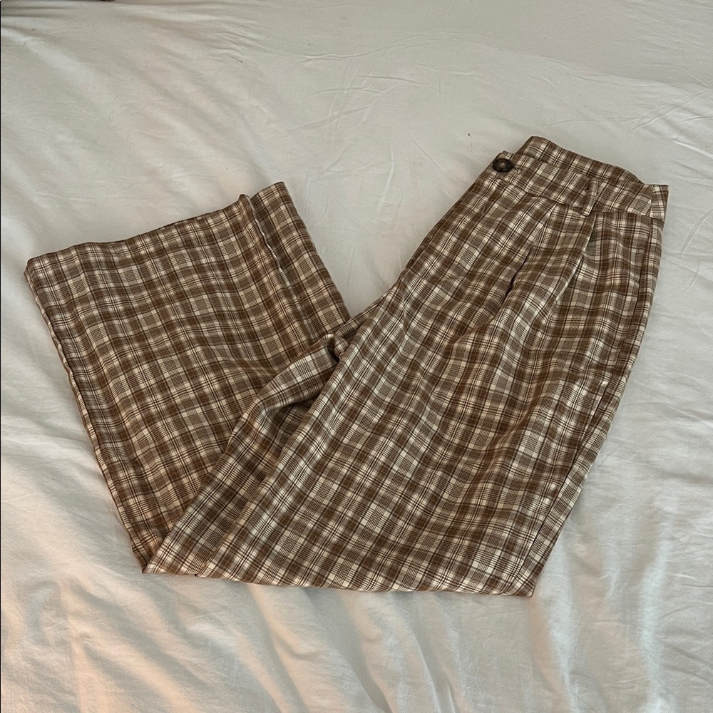 SHEIN Checkered Khaki Women’s Chinos